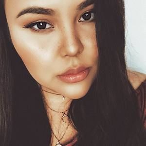 Meet your Posher, Kamiah